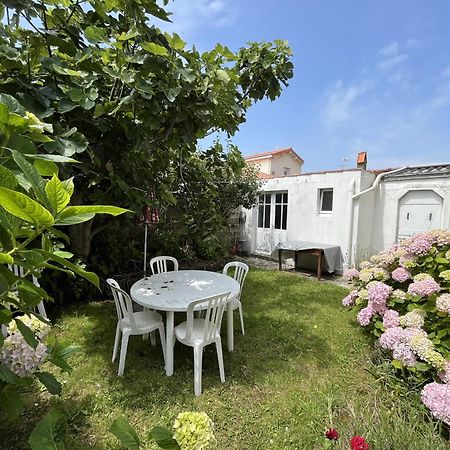 Maison Typique 30 S Proche Plage Saint Gilles Croix de vie Bagian luar foto